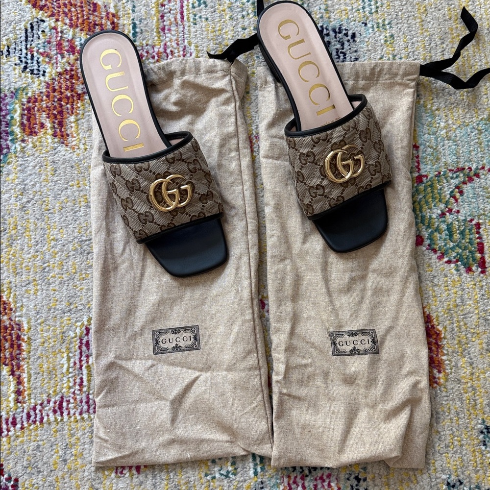 Gucci Women's Tan GG Logo Mules with Gold Accent - Picture 13 of 13